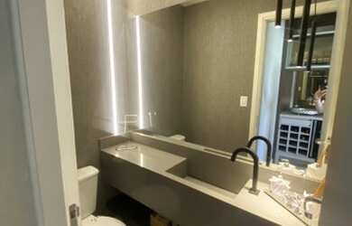 Imagem: O apartamento possui 3 Dormitórios, 5 Banheiros, 2 Vagas na