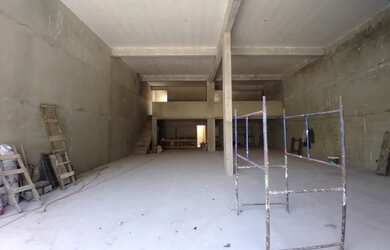 Imagem: O depósito possui 220m² de Área e está localizado em Itaim