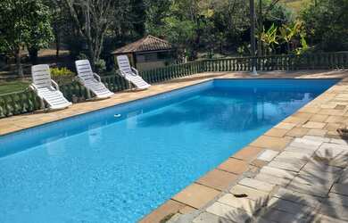 Imagem: A fazenda possui 10.000m² de Área e está localizado em Mairinque