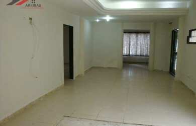 Imagem: O depósito possui 315m² de Área e está localizado em Ilha