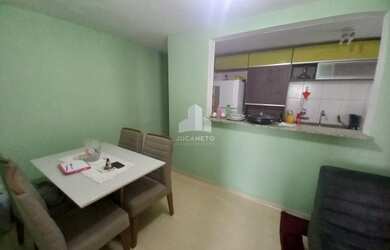 Imagem: O apartamento possui 2 Dormitórios, 1 Banheiro, 1 Vaga na garagem