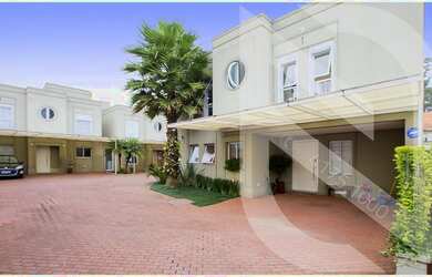 Imagem: A casa em condomínio possui 3 Dormitórios, 5 Banheiros, 3