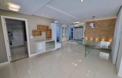 Imagem: A casa em condomínio possui 3 Dormitórios, 4 Banheiros, 2