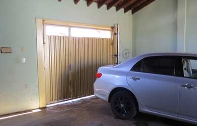 Imagem 11: CASA - ARLINDO LAGUNA. Varanda, Área de serviço, 200m² de Áreae3 Vagas...