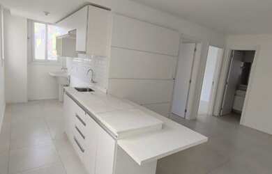 Imagem 3: Apartamento 2 dormitórios para Locação em Pelotas, Centro, 2 dormitórios,...