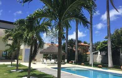 Imagem 1: 83201- Luxuosa casa 7 suites piscina beira mar Tamandaré