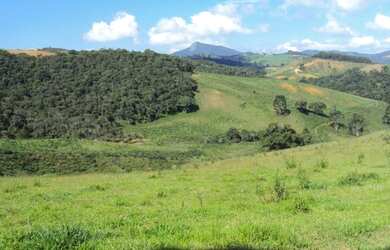 Imagem: O terreno possui 26m² de Área e está localizado em Camanducaia