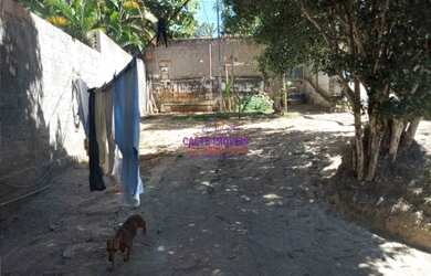 Imagem: A casa possui 2 Dormitórios, 1 Banheiro, 252m² de Área e