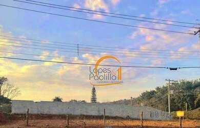 Imagem: O terreno à venda possui 500m² de Área e está localizado