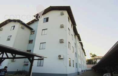 Imagem: O apartamento possui 3 Dormitórios, 1 Banheiro, 1 Vaga na garagem