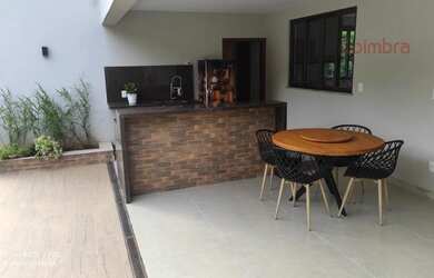 Imagem 2: Casa de Alto Padrão no Condomínio Retiro dos Lagos