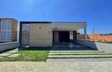 Imagem: A casa em condomínio possui 3 Dormitórios, 4 Banheiros, 4