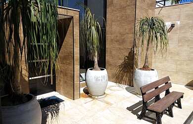 Imagem 5: Casa para aluguel e venda possui 430 m2 - FRENTE PARA O LAGO - linda vista