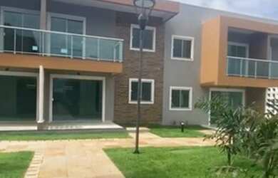 Imagem: A casa em condomínio possui 4 Dormitórios, 4 Banheiros, 2