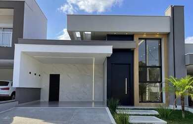 Imagem: A casa em condomínio possui 3 Dormitórios, 2 Banheiros, 4