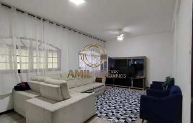 Imagem: A casa possui 5 Dormitórios, 4 Banheiros, 3 Vagas na garagem