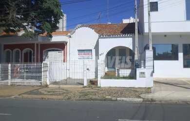 Imagem: A casa possui 2 Dormitórios, 2 Banheiros, 1 Vaga na garagem