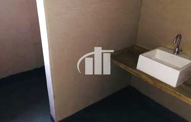 Imagem 11: Galpão para LOJA/Salão na Leopoldina! Região repleta de lojas, floriculturas, abundante em