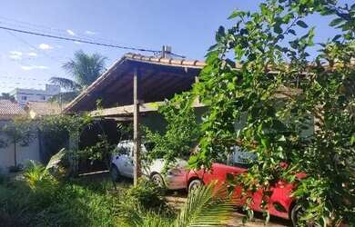 Imagem: A casa possui 2 Dormitórios, 3 Banheiros, 2 Vagas na garagem