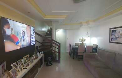 Imagem: A casa em condomínio possui 3 Dormitórios, 3 Banheiros, 2