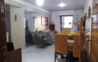 Imagem: A casa possui 1 Dormitório, 1 Banheiro, 1 Vaga na garagem