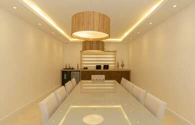 Imagem: A casa em condomínio possui 5 Dormitórios, 5 Banheiros, 4