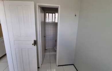 Imagem 7: Apartamento todo reformado com 98 metros² a venda por R$ 200 mil no Montese