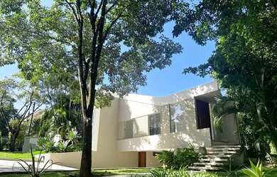 Imagem: A casa em condomínio possui 3 Dormitórios, 2 Banheiros, 3