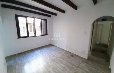 Imagem: O apartamento possui 2 Dormitórios, 1 Banheiro, 54m² de Área