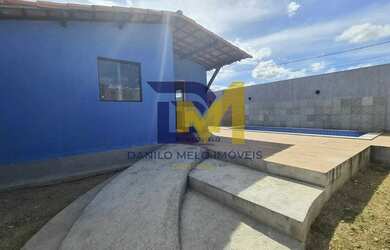 Imagem: A casa à venda possui 3 Dormitórios, 2 Banheiros, 1 Vaga na