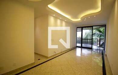 Imagem: O apartamento possui 3 Dormitórios, 3 Banheiros, 2 Vagas na