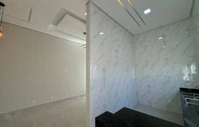 Imagem 5: Casa na Quadra 507 Sul. Piscina, Churrasqueira, 170m² de Áreae3 Vagas...