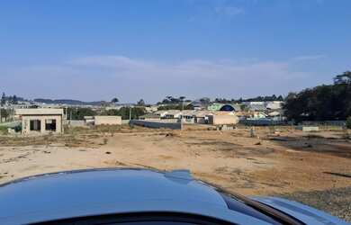 Imagem: O terreno possui 200m² de Área e está localizado em Guaraituba