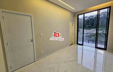 Imagem 12: Casa Duplex no Quinta das Marinas com 4 Suítes 2 com Closet Piscina com...