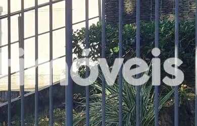 Imagem: O depósito possui 4 Vagas na garagem e 341m² de Área e está