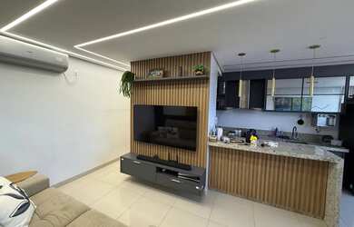 Imagem: O apartamento possui 3 Dormitórios, 3 Banheiros, 2 Vagas na