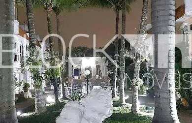 Imagem: A casa em condomínio possui 3 Dormitórios, 3 Banheiros, 2