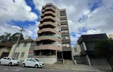 Imagem: O apartamento possui 3 Dormitórios, 3 Banheiros, 2 Vagas na