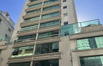 Imagem: O apartamento possui 3 Dormitórios, 4 Banheiros, 2 Vagas na