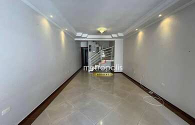 Imagem: A casa possui 3 Dormitórios, 3 Banheiros, 2 Vagas na garagem