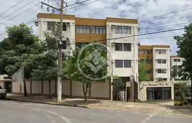 Imagem: O apartamento possui 3 Dormitórios, 1 Banheiro, 1 Vaga na garagem