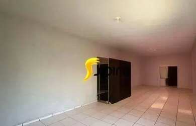 Imagem: A casa possui 5 Dormitórios, 5 Banheiros, 3 Vagas na garagem