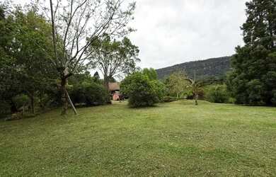 Imagem 15: Sítio - Bairro Linha 28. Piscina, Varanda, Área de serviçoe25.960m²...