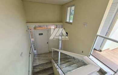 Imagem 9: Sobrado de Alto Padrão Semi Mobiliado com 3 Suítes, Churrasqueira