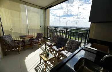 Imagem: O apartamento possui 3 Dormitórios, 2 Banheiros, 2 Vagas na