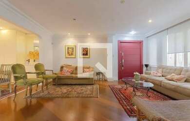 Imagem: A casa à venda possui 3 Dormitórios, 4 Banheiros, 4 Vagas