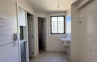 Imagem 16: Edifício Ravenna 108m² 3 Quartos 1 Suíte DCE Andar Alto em Ponta Verde...