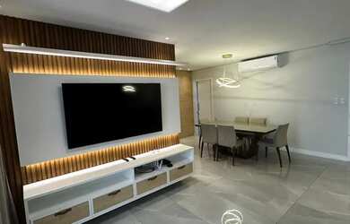 Imagem: O apartamento possui 4 Dormitórios, 5 Banheiros, 3 Vagas na