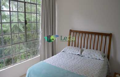 Imagem 15: Linda Casa Alto Penedo. 200m² de Área, 4 Vagas na garageme3 Dormitórios