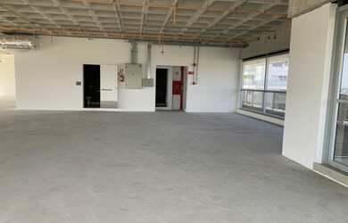 Imagem 12: Corporativo. 500m² de Áreae5 Vagas na garagem